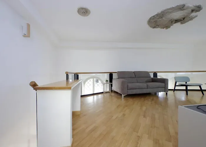 Trevi - Barberini Apartment *