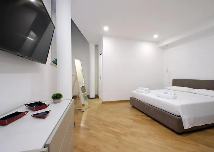 Trevi - Barberini Apartment