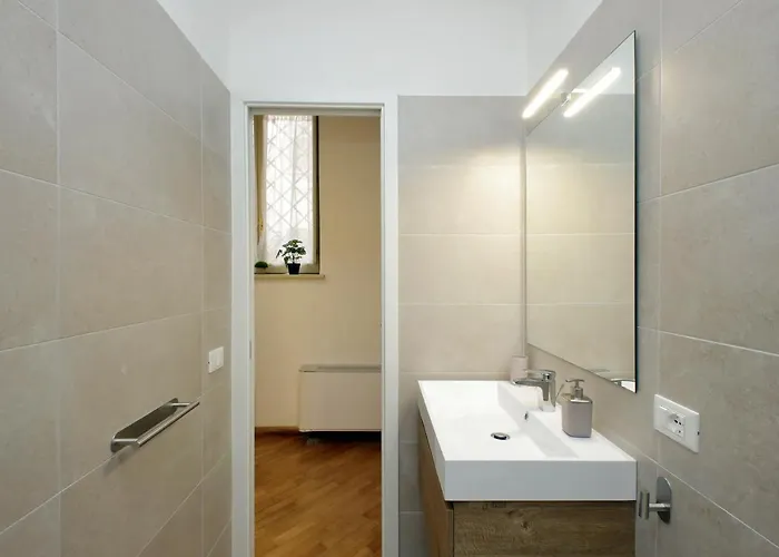 Trevi - Barberini Apartment